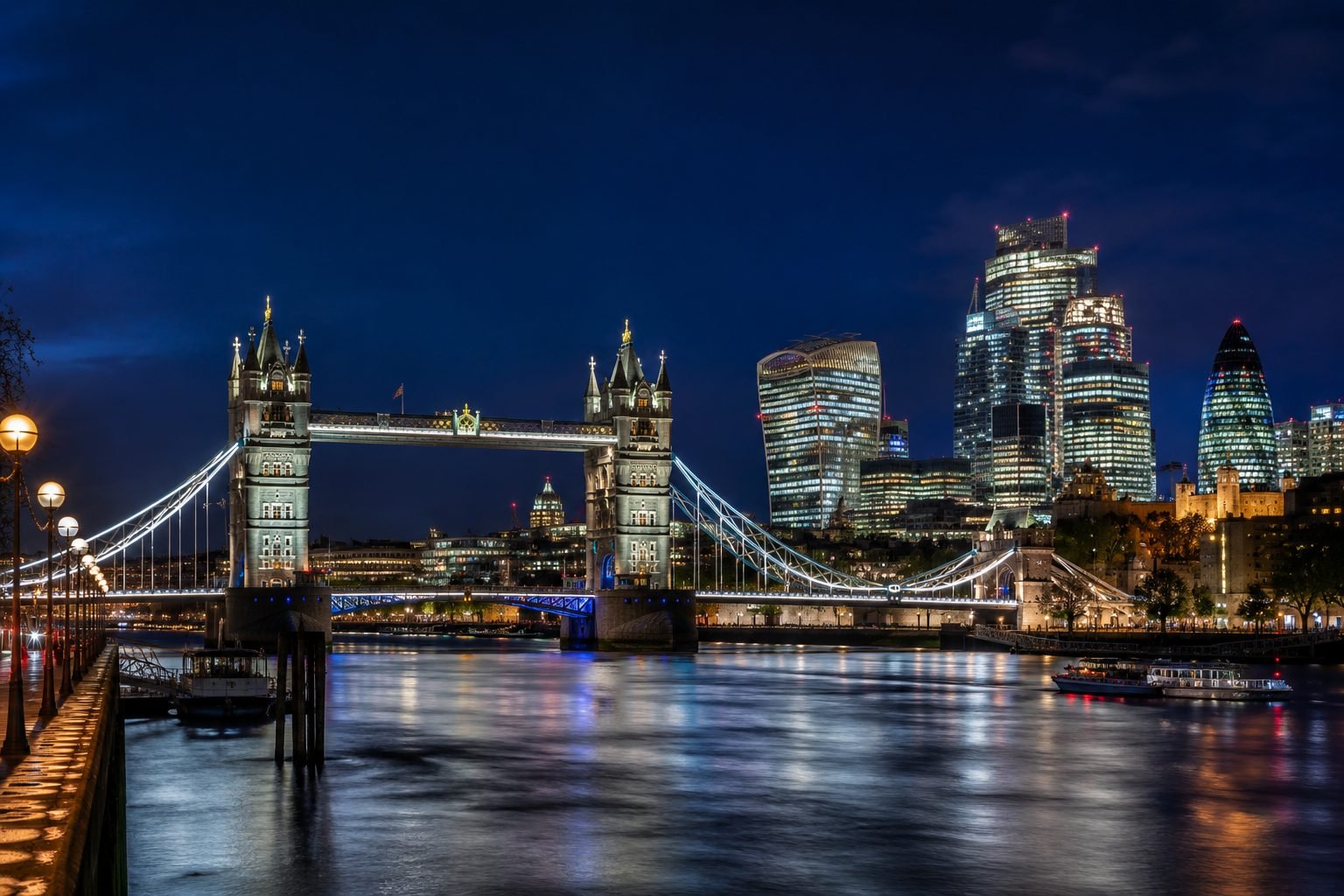EasyCab local knowledge — London at night